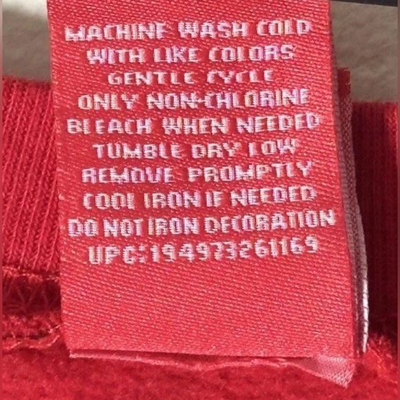 *SOLD* Disney Womens 2XL Sweatshirt XXL Red Mickey Mouse Santa Christmas - Picture 6 of 7